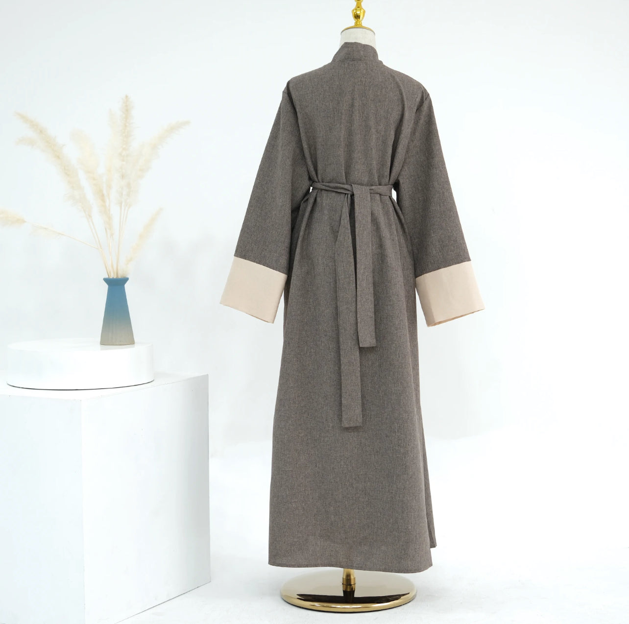 Nia Abaya