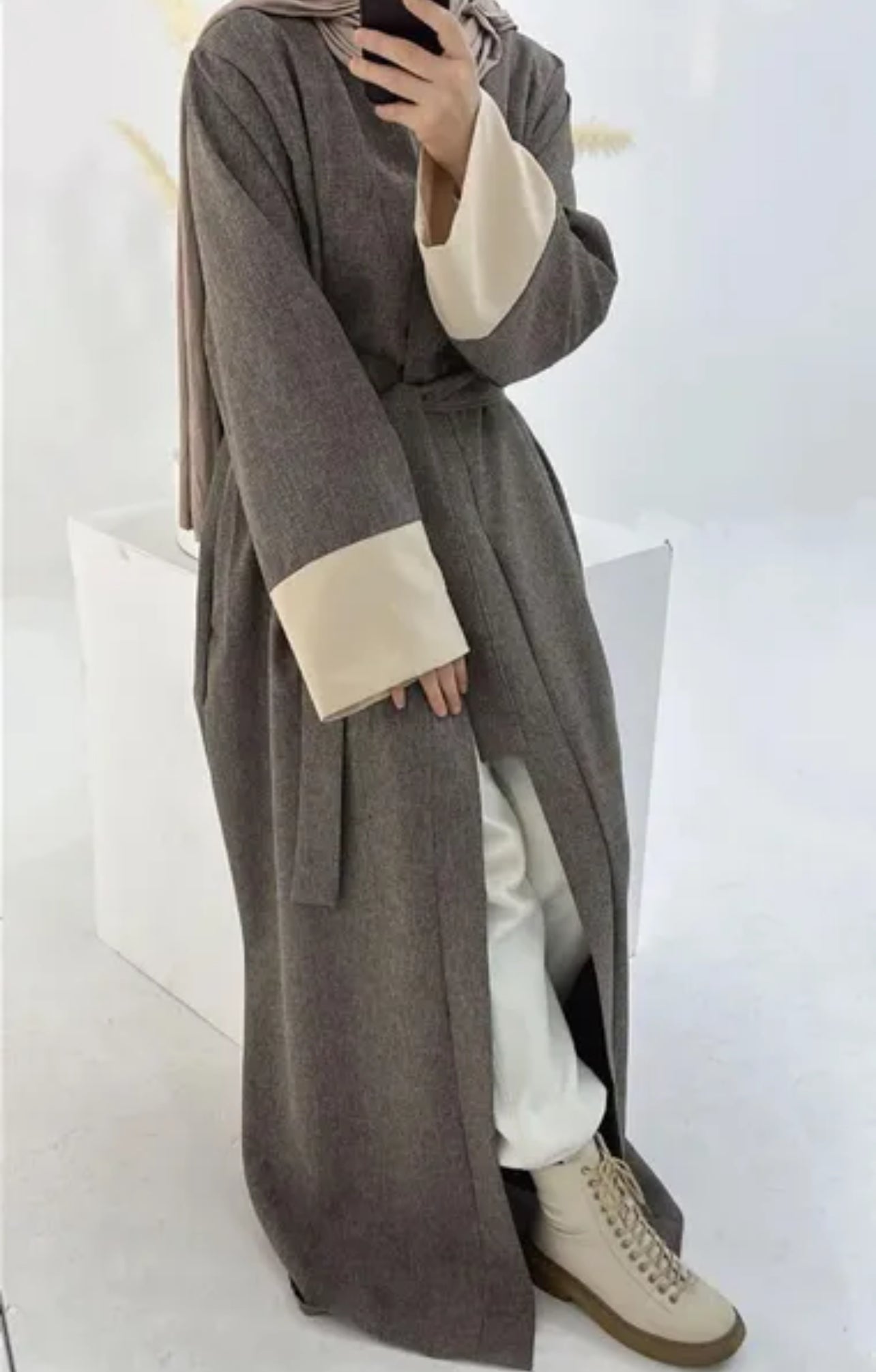 Nia Abaya
