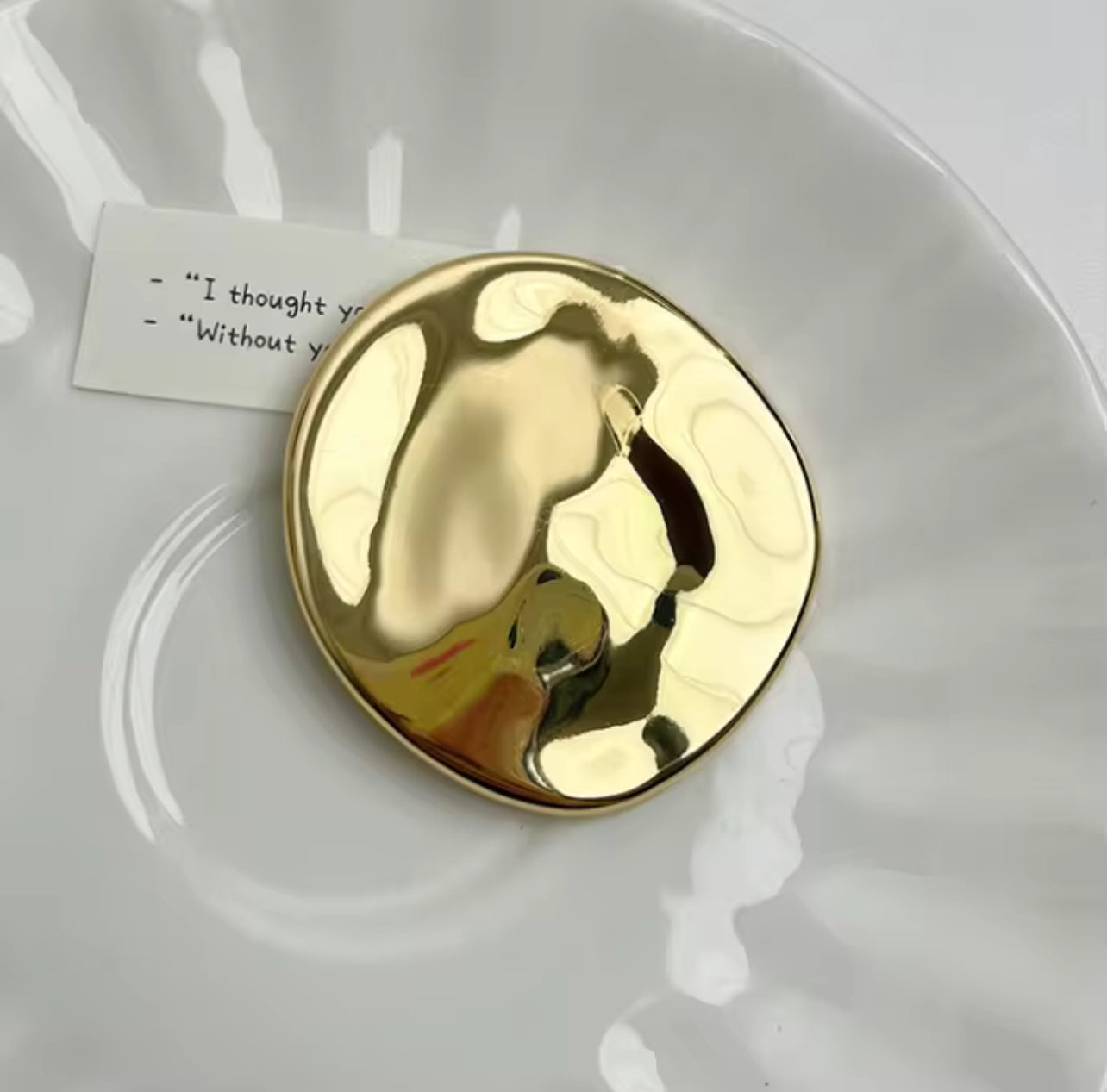 Minimalist Style Metal Round Brooch