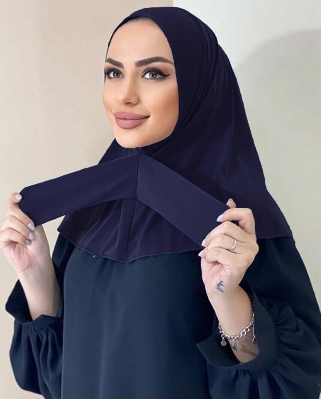 Clip Tie Back Hijabs