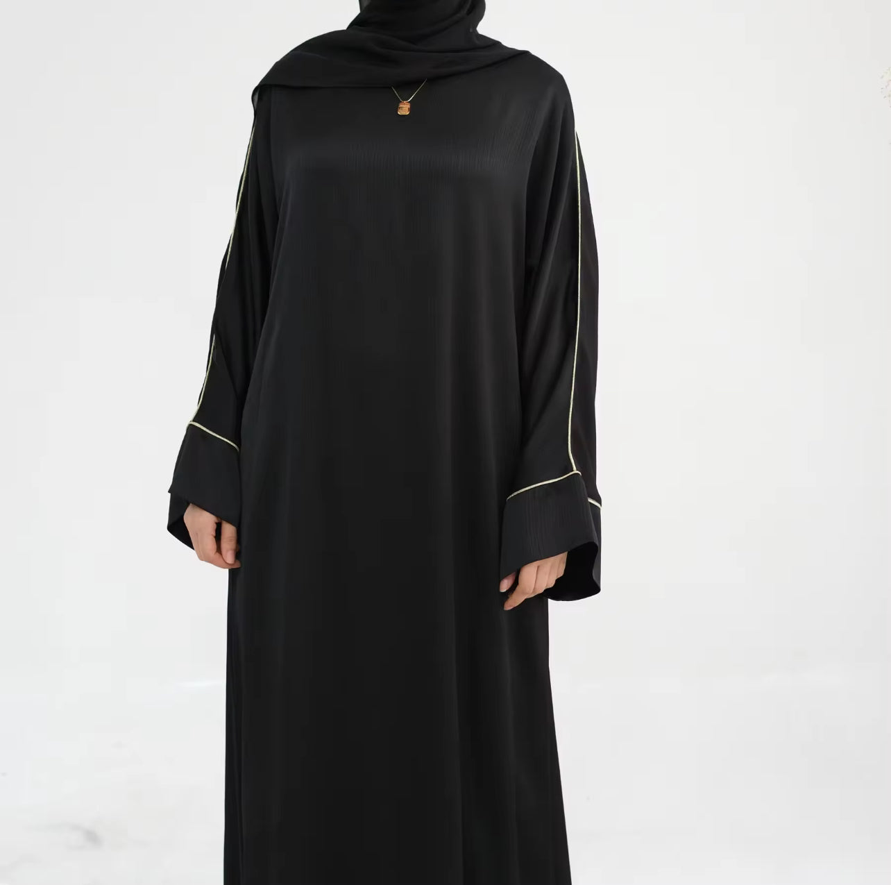 Gold Trim Textured Abaya