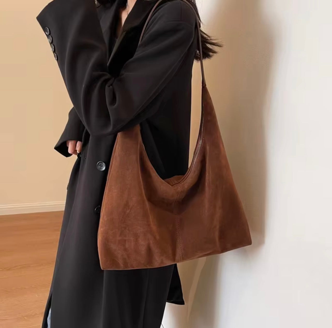 🤎 The Sienna Suede Hobo Bag