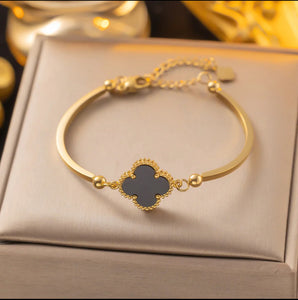 Clover Bracelet