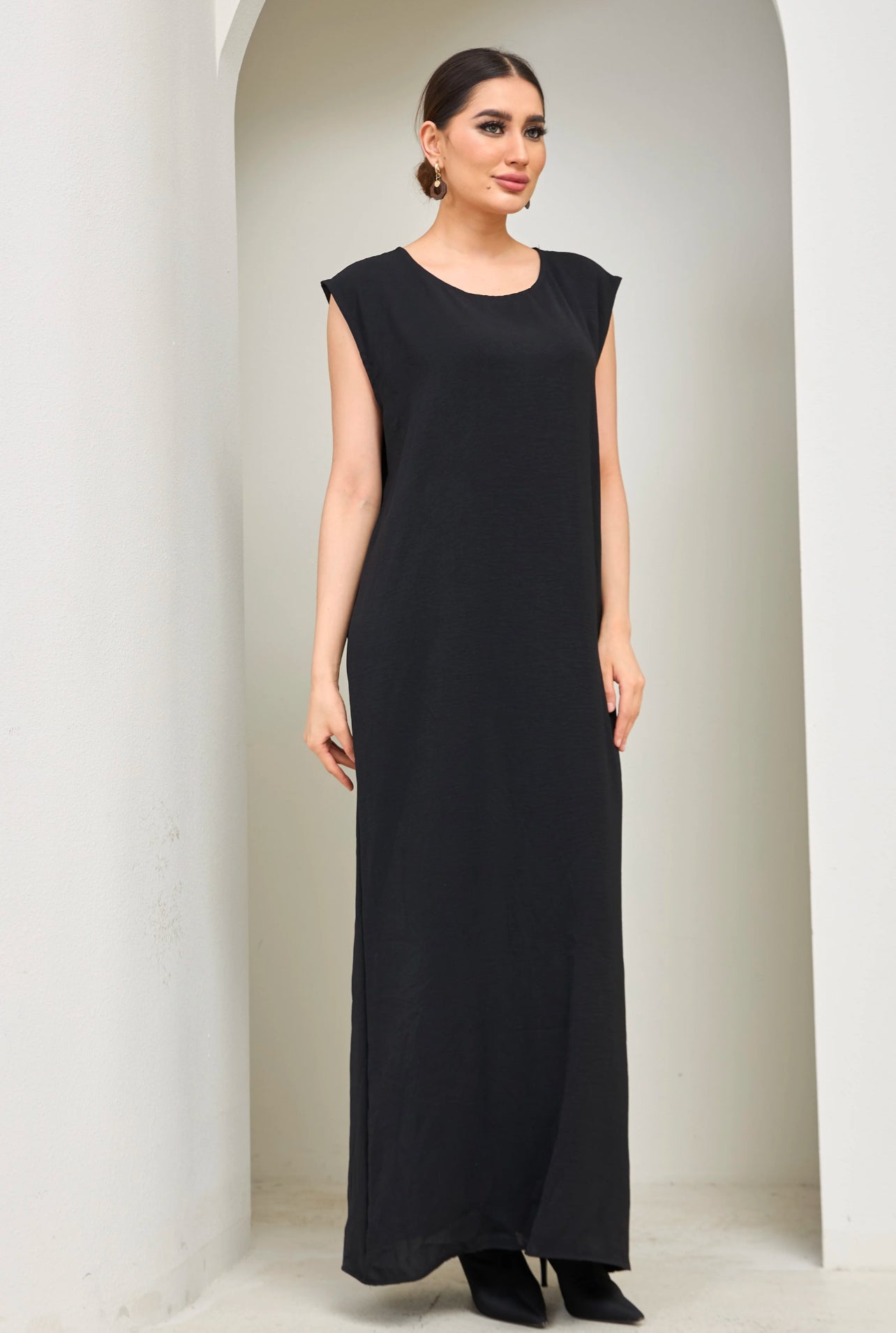 BLACK INNER ABAYA SLIP