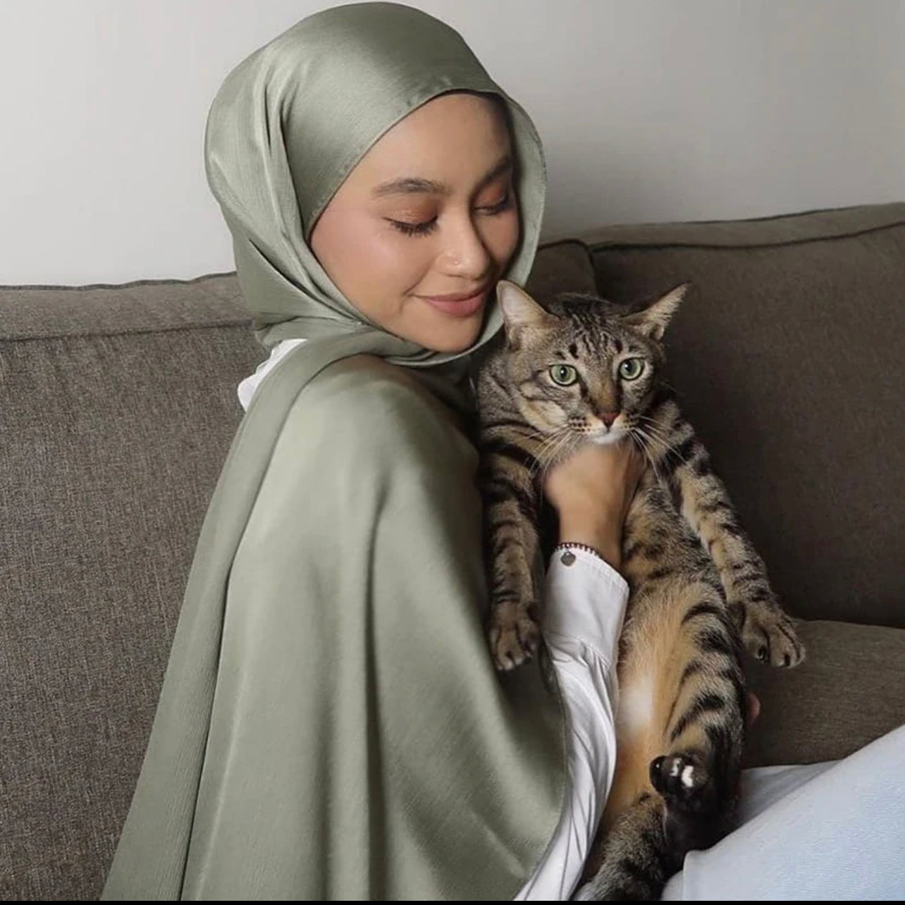 Silk Satin Crinkle Hijab - Mint