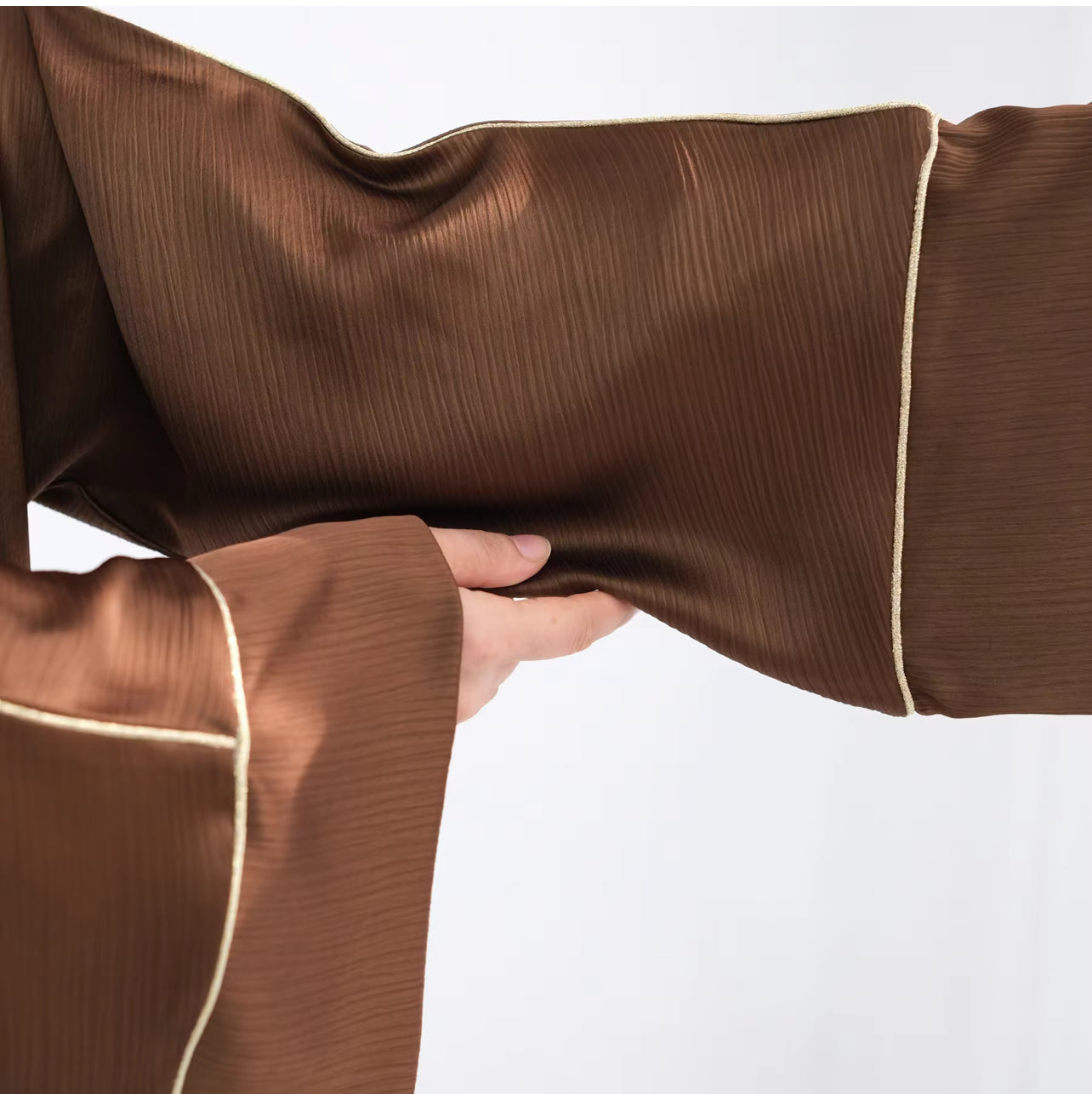 Gold Trim Textured Abaya