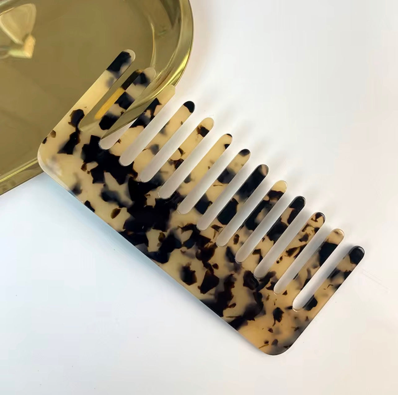 The Luxe Marble Wide-Tooth Comb - Salam Fashion