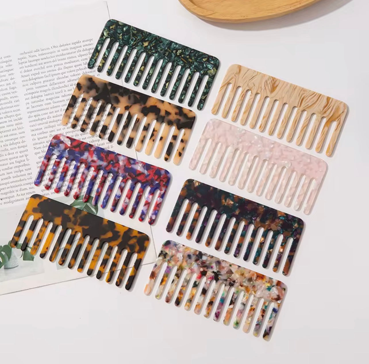 The Luxe Marble Wide-Tooth Comb - Salam Fashion