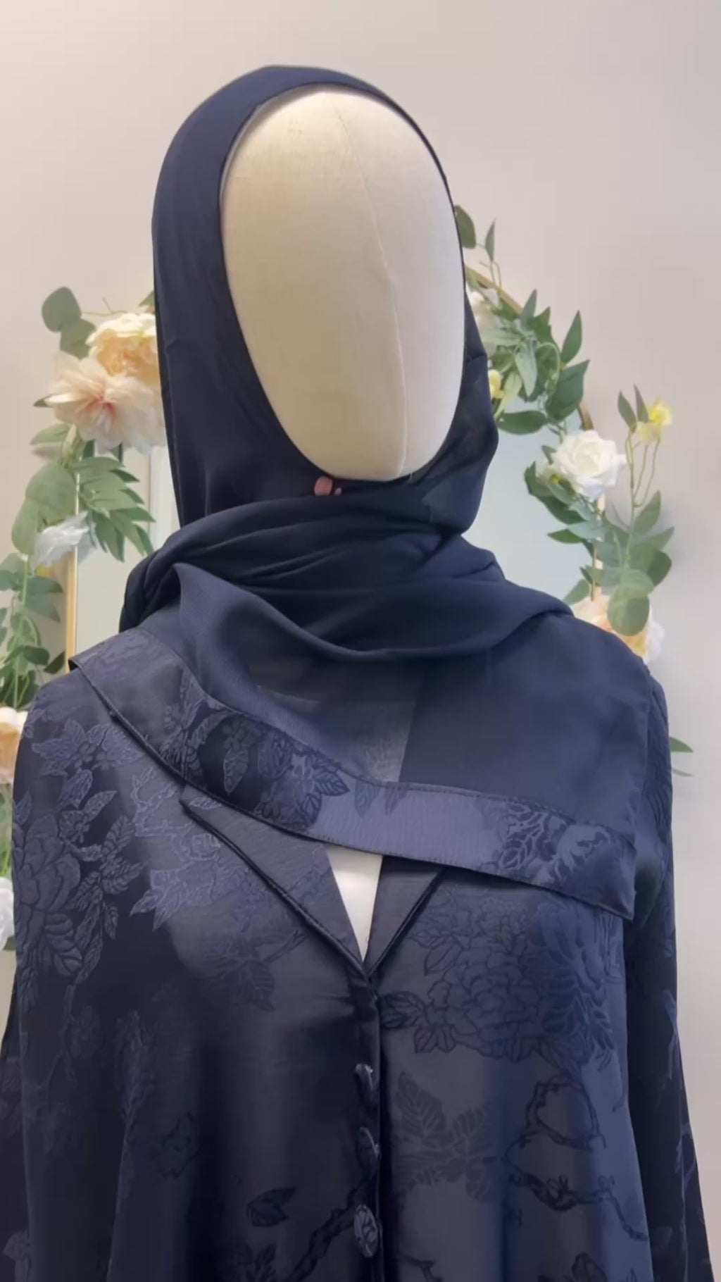 Embroidery Blazer Abaya