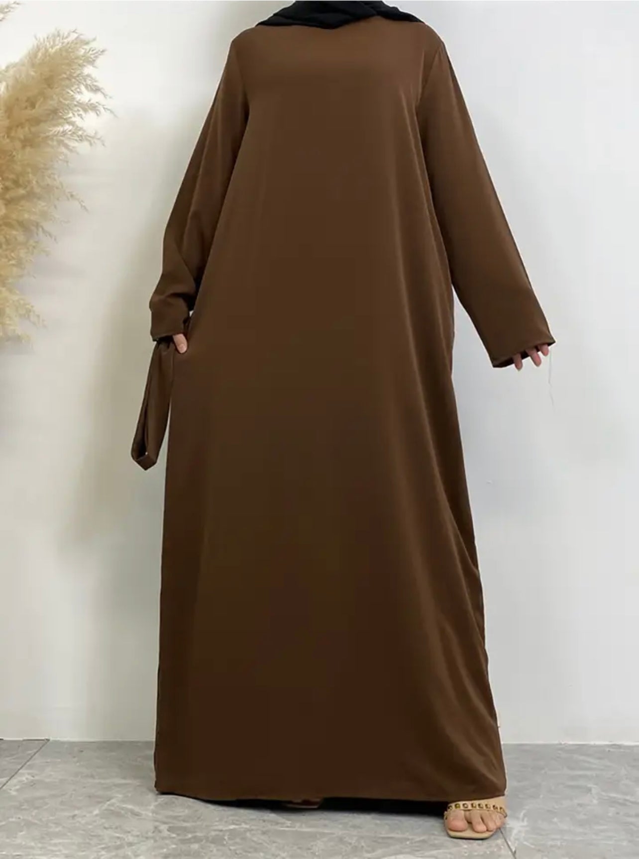 Classic Closed Abaya- Chocolate - Salam Fashion